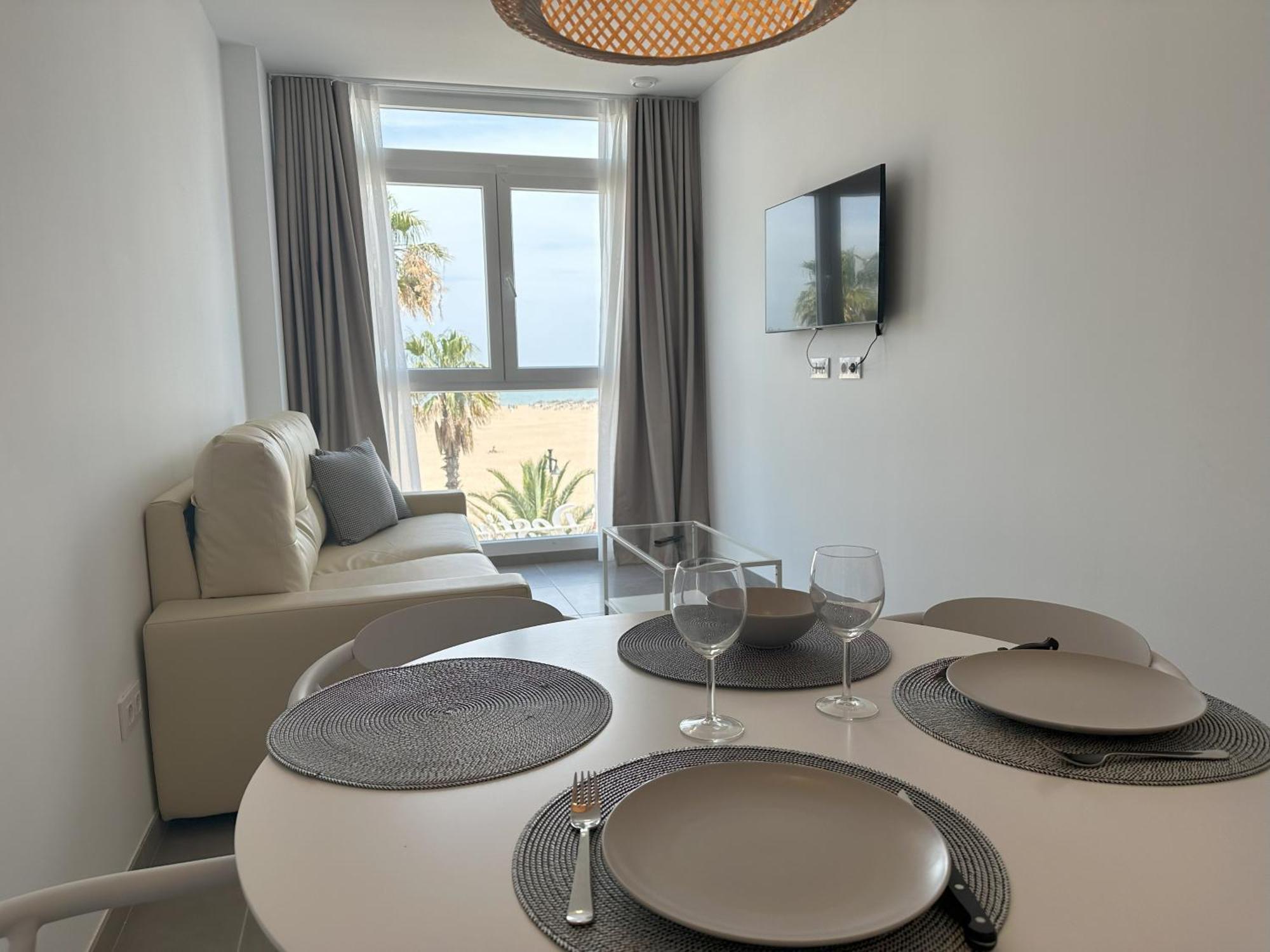Almar 52 Suites บาเลนเซีย ภายนอก รูปภาพ