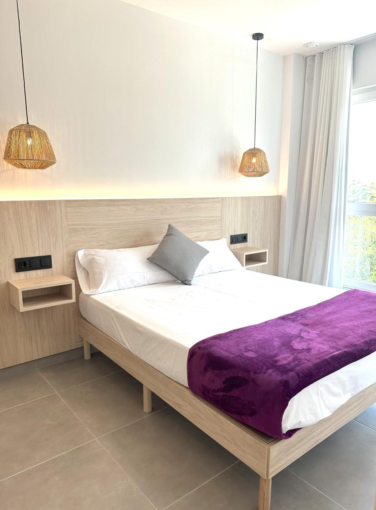 Almar 52 Suites บาเลนเซีย ภายนอก รูปภาพ