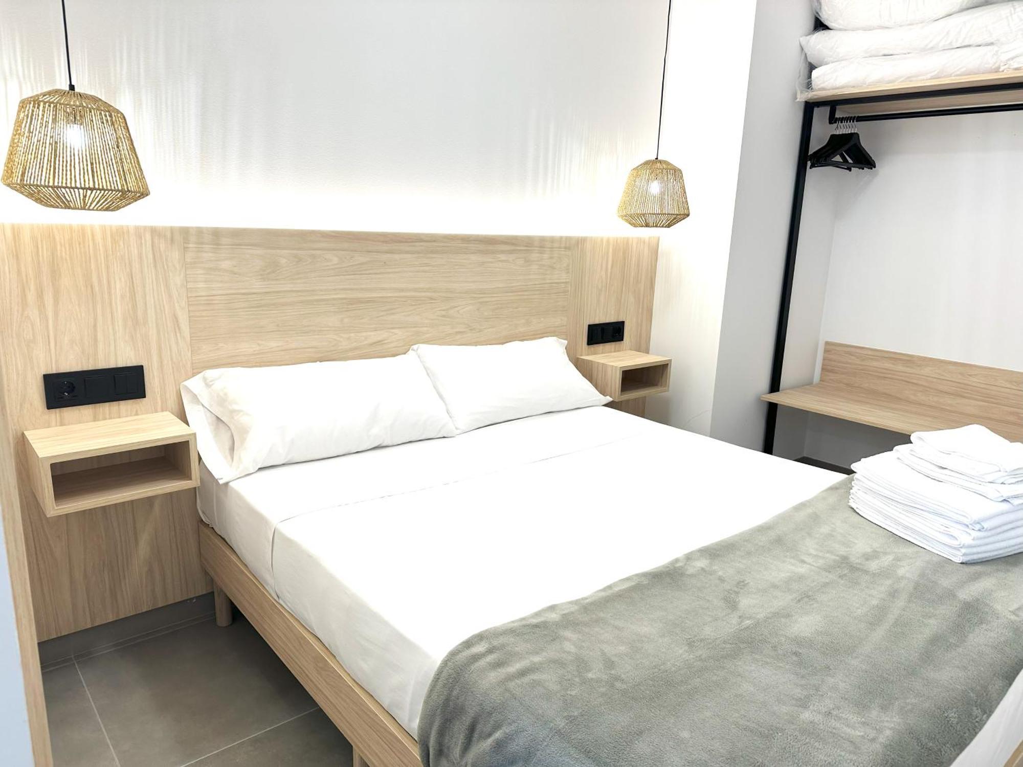 Almar 52 Suites บาเลนเซีย ภายนอก รูปภาพ