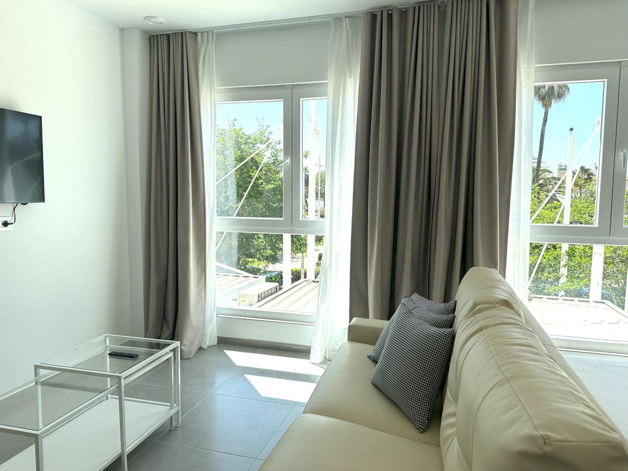 Almar 52 Suites บาเลนเซีย ภายนอก รูปภาพ