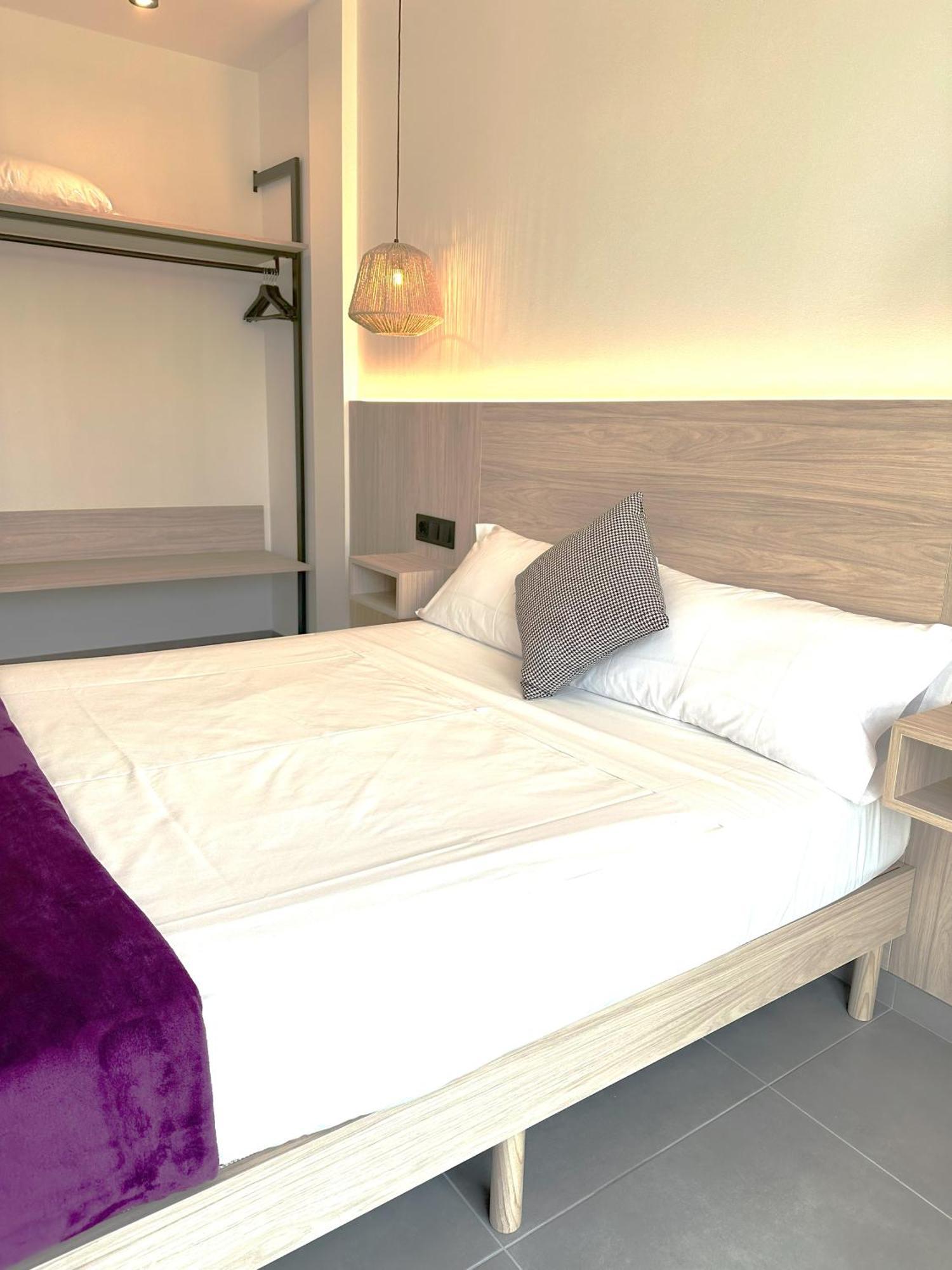 Almar 52 Suites บาเลนเซีย ภายนอก รูปภาพ