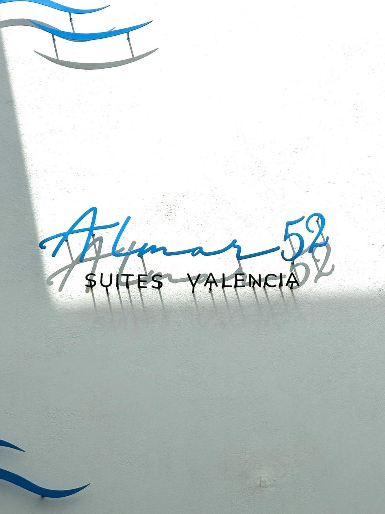 Almar 52 Suites บาเลนเซีย ภายนอก รูปภาพ