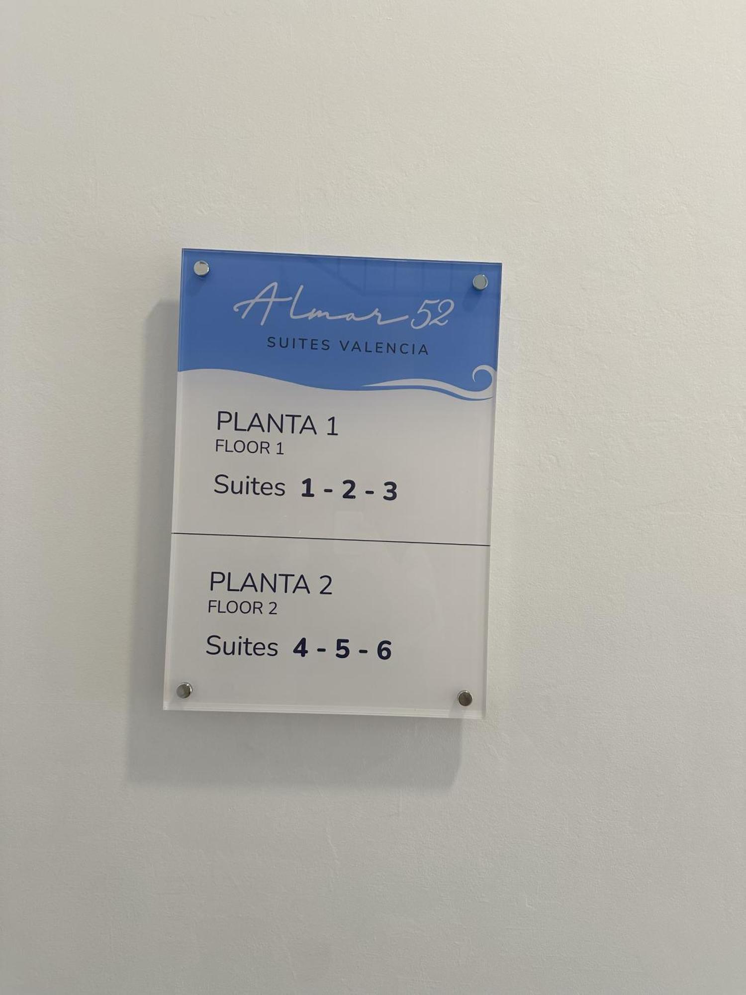 Almar 52 Suites บาเลนเซีย ภายนอก รูปภาพ